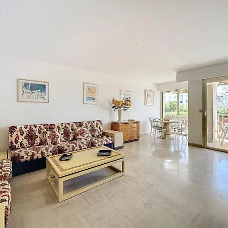 2 Bedroom With Parking 3 Mins From La Croisette * カンヌ
