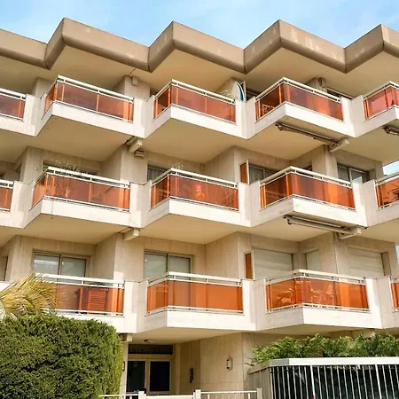 2 Bedroom With Parking 3 Mins From La Croisette *
