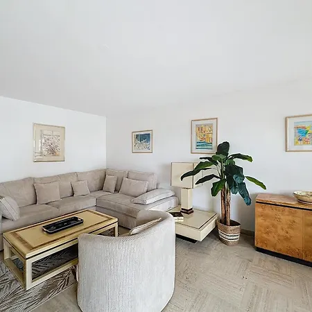 2 Bedroom With Parking 3 Mins From La Croisette Cannes