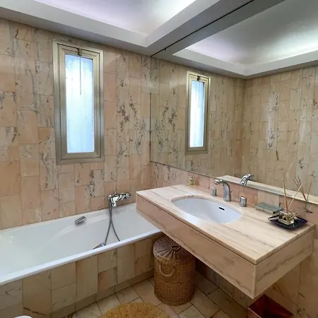 Apartamento 2 Bedroom With Parking 3 Mins From La Croisette Cannes